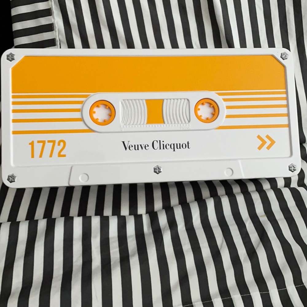 Veuve Clicquot collectors case